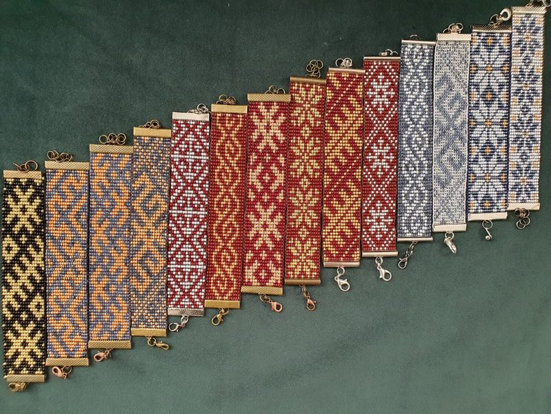 Pērļu rokassprādzes (14.5 cm)